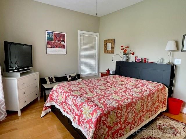 4945 Brookridge Drive NE, Hickory, NC 28601