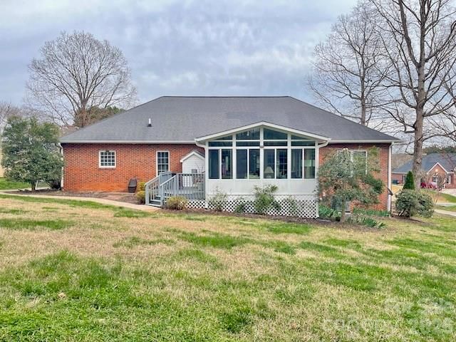 4945 Brookridge Drive NE, Hickory, NC 28601