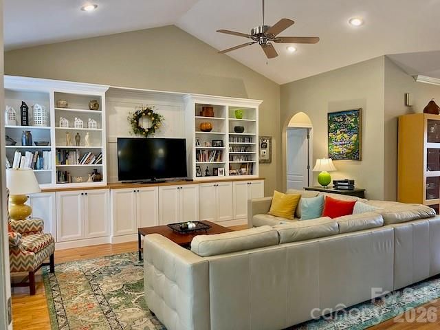 4945 Brookridge Drive NE, Hickory, NC 28601