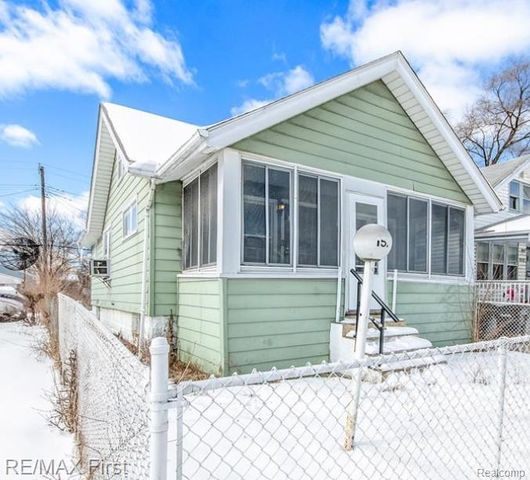 15751 Fairfield Street, Detroit, MI 48238