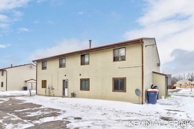 1144 Country Lane, Holland, MI 49423