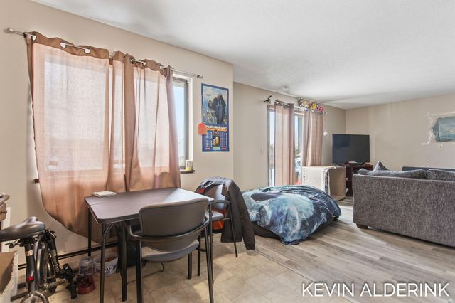 1144 Country Lane, Holland, MI 49423