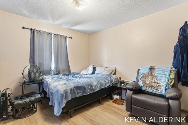 1144 Country Lane, Holland, MI 49423