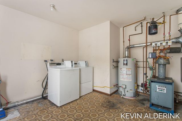 1144 Country Lane, Holland, MI 49423