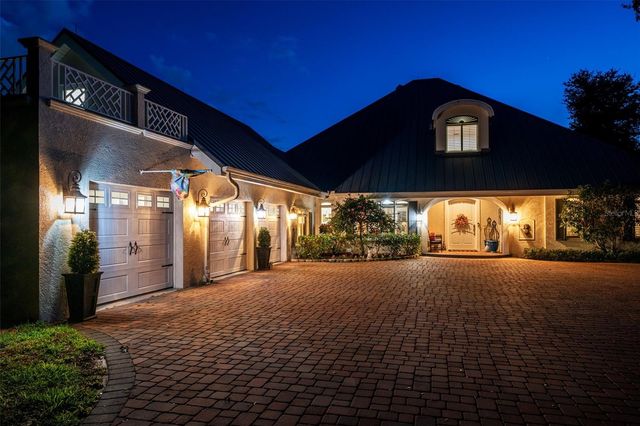 8152 LONGBAY BOULEVARD, Sarasota, FL 34243