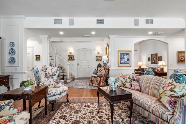 8152 LONGBAY BOULEVARD, Sarasota, FL 34243