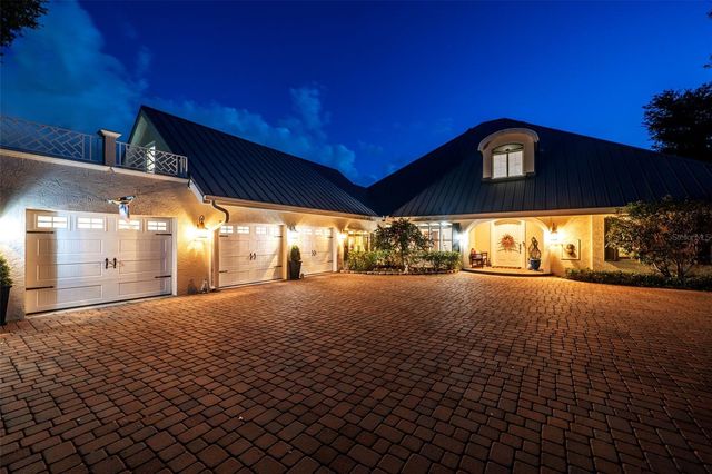 8152 LONGBAY BOULEVARD, Sarasota, FL 34243