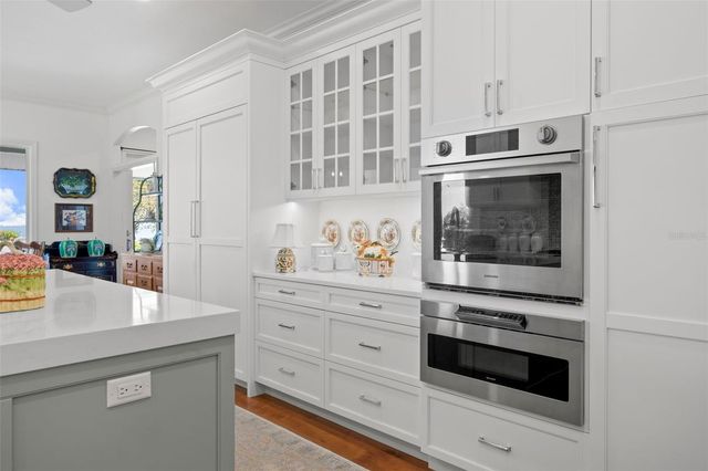 8152 LONGBAY BOULEVARD, Sarasota, FL 34243