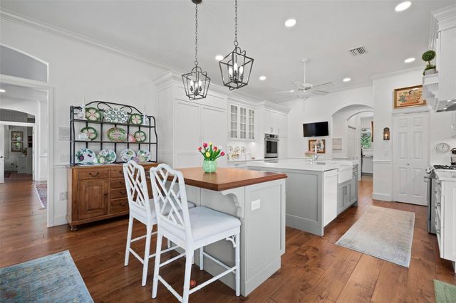 8152 LONGBAY BOULEVARD, Sarasota, FL 34243