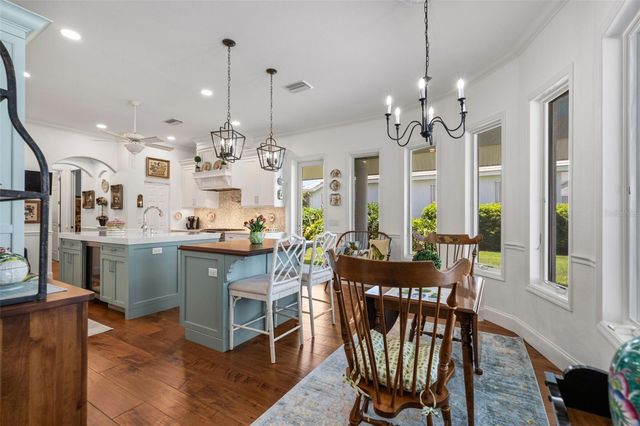 8152 LONGBAY BOULEVARD, Sarasota, FL 34243