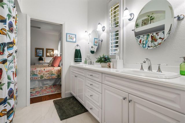 8152 LONGBAY BOULEVARD, Sarasota, FL 34243