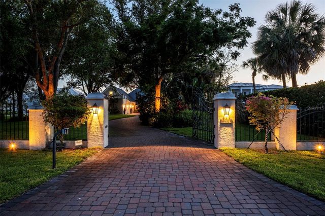 8152 LONGBAY BOULEVARD, Sarasota, FL 34243