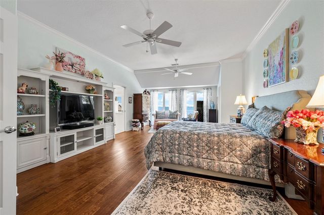 8152 LONGBAY BOULEVARD, Sarasota, FL 34243