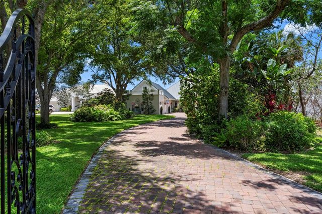 8152 LONGBAY BOULEVARD, Sarasota, FL 34243