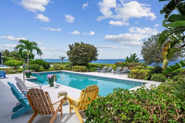 8152 LONGBAY BOULEVARD, Sarasota, FL 34243