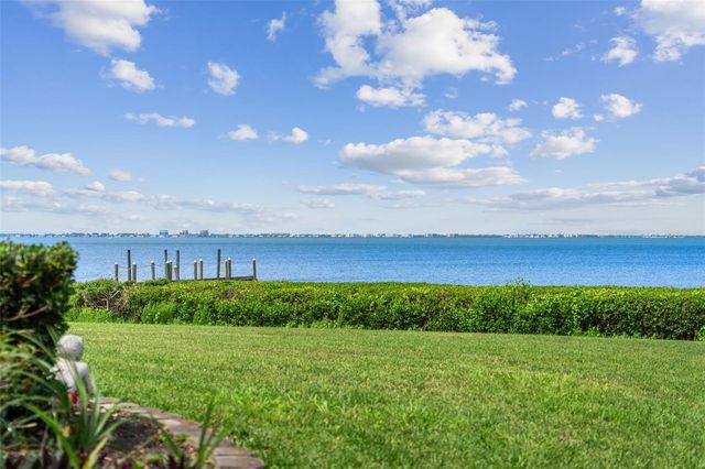 8152 LONGBAY BOULEVARD, Sarasota, FL 34243