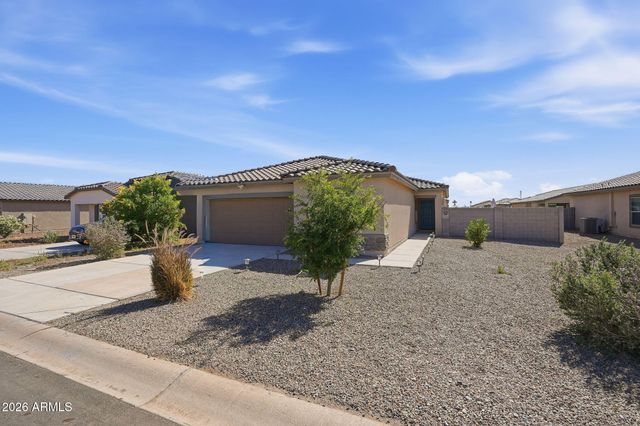 7977 S NAMAKA Drive, Casa Grande, AZ 85193