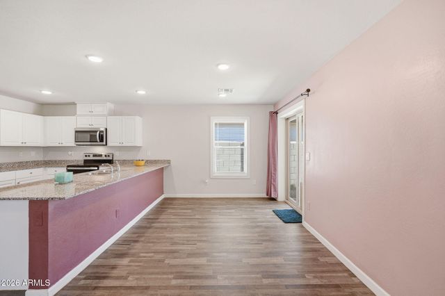 7977 S NAMAKA Drive, Casa Grande, AZ 85193