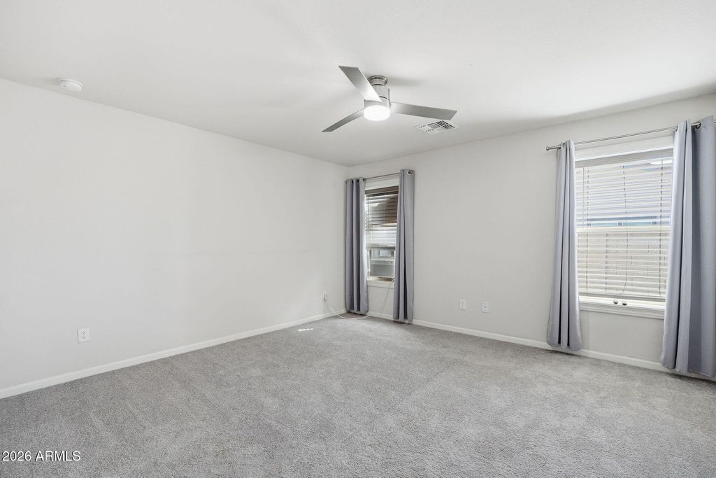 Image 13 of property listing at 7977 S NAMAKA Drive, Casa Grande, AZ 85193