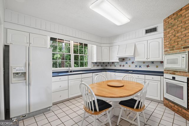 180 Saint Clair Drive, St. Simons, GA 31522