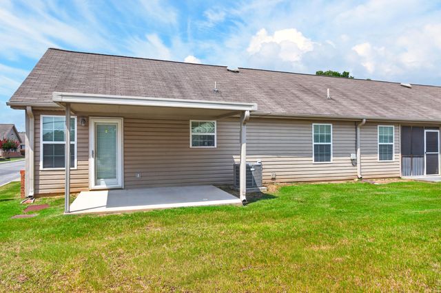 401 Cedar Creek Drive, Rossville, GA 30741