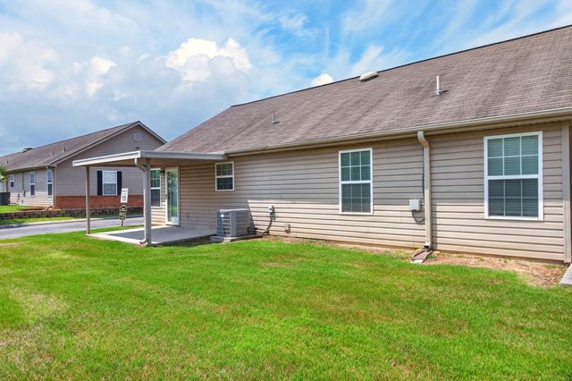 401 Cedar Creek Drive, Rossville, GA 30741