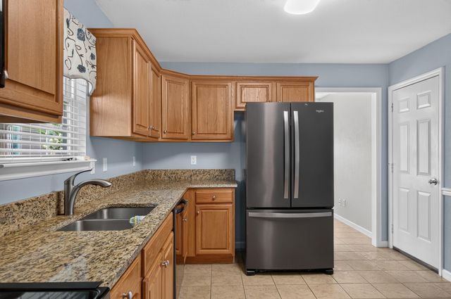 401 Cedar Creek Drive, Rossville, GA 30741