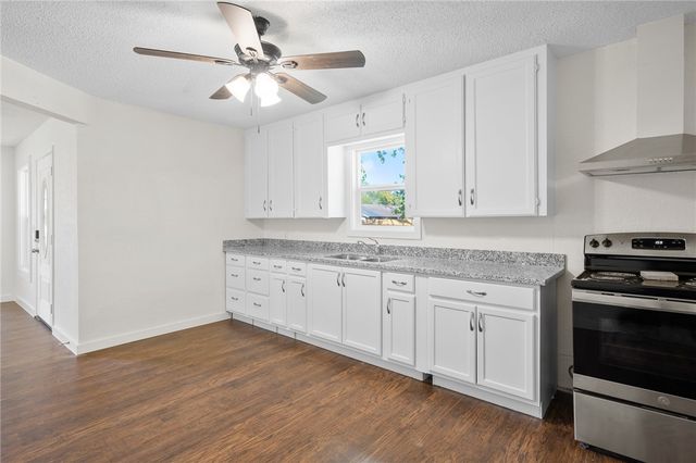 3609 Wright St, Corpus Christi, TX 78405