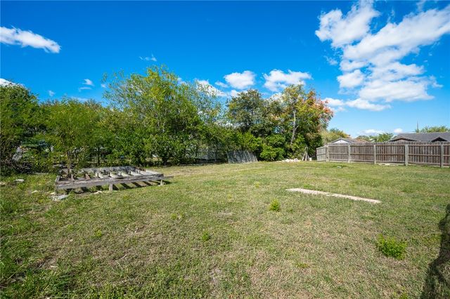 3609 Wright St, Corpus Christi, TX 78405