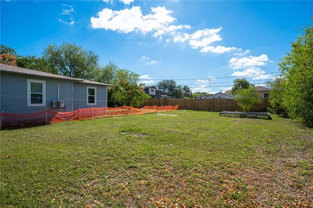 3609 Wright St, Corpus Christi, TX 78405