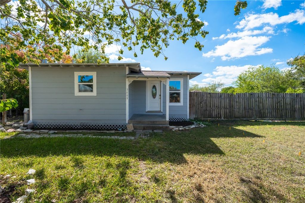 3609 Wright St, Corpus Christi, TX 78405