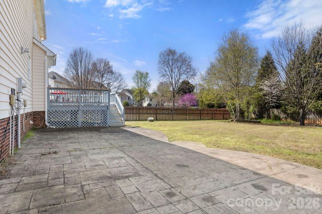 10413 Friarsgate Road, Huntersville, NC 28078