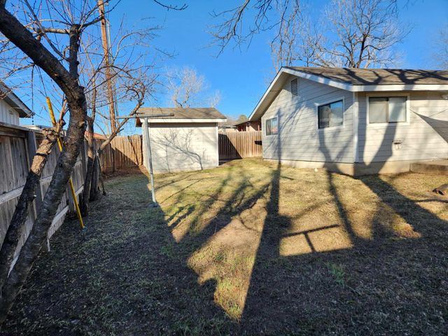 3000 Ray Wood DR, Austin, TX 78704