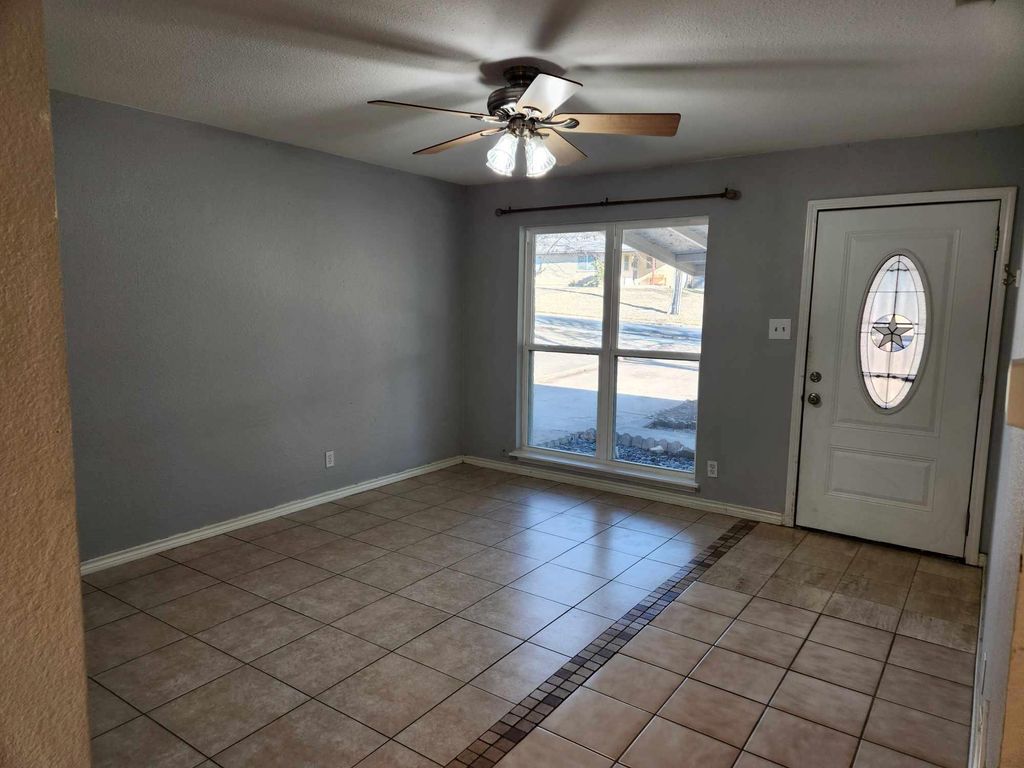 3000 Ray Wood DR, Austin, TX 78704