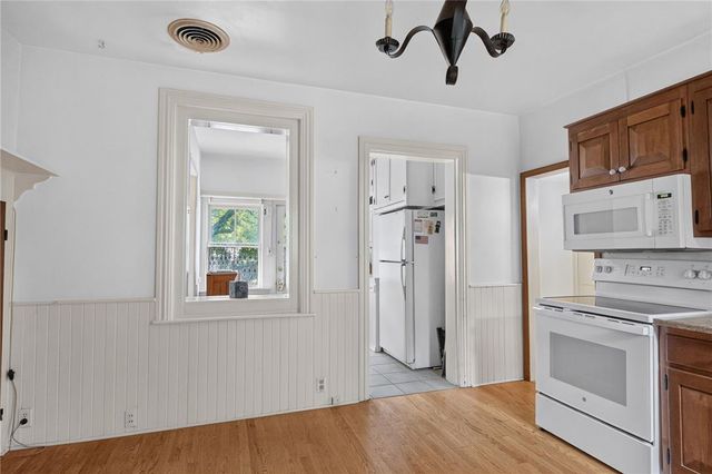 765 East Macada Road, Bethlehem City, PA 18017