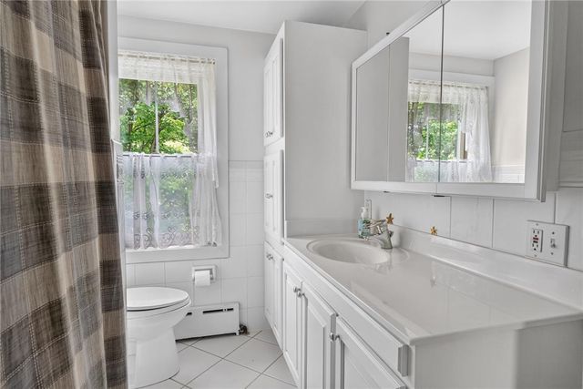 765 East Macada Road, Bethlehem City, PA 18017