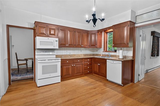 765 East Macada Road, Bethlehem City, PA 18017