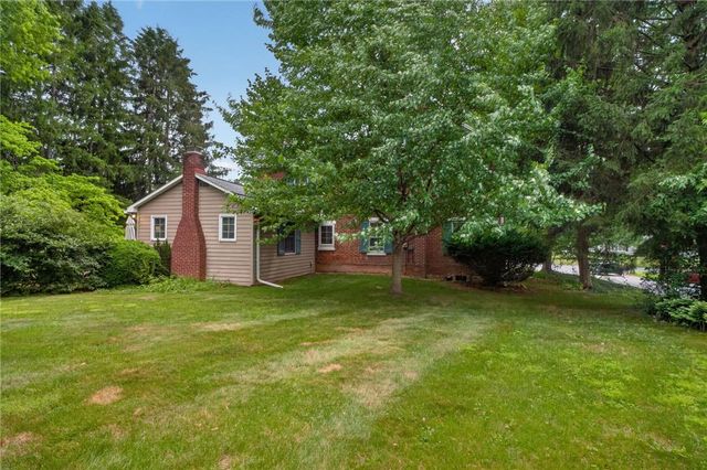 765 East Macada Road, Bethlehem City, PA 18017