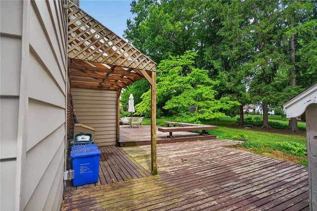 765 East Macada Road, Bethlehem City, PA 18017