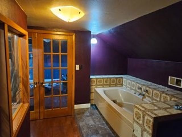 12127 Railroad Ave, Sinton, TX 78387