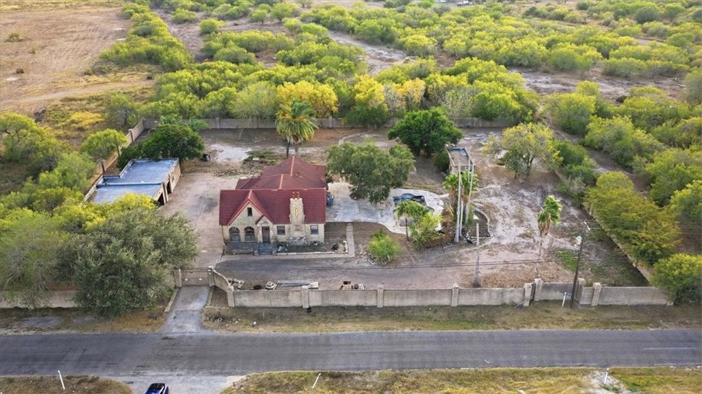 12127 Railroad Ave, Sinton, TX 78387 — photo 2