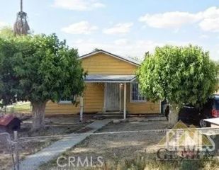 1016 E Casa Loma Drive, Bakersfield, CA 93307