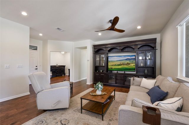 119 Rain Lily LN, Georgetown, TX 78633