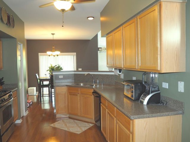 16406 Newcastle Way 1, Lockport, IL 60441