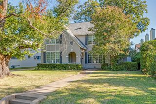 3912 Rawlins 2, Dallas, TX 75219