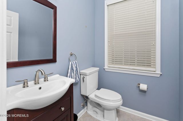 16 Heritage Drive, Allentown, NJ 08501