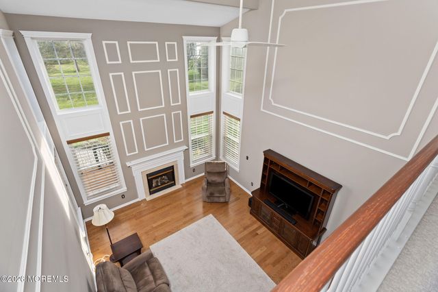 16 Heritage Drive, Allentown, NJ 08501