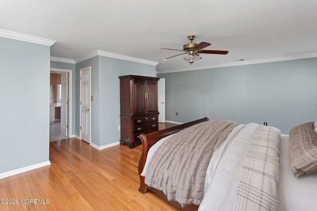 16 Heritage Drive, Allentown, NJ 08501