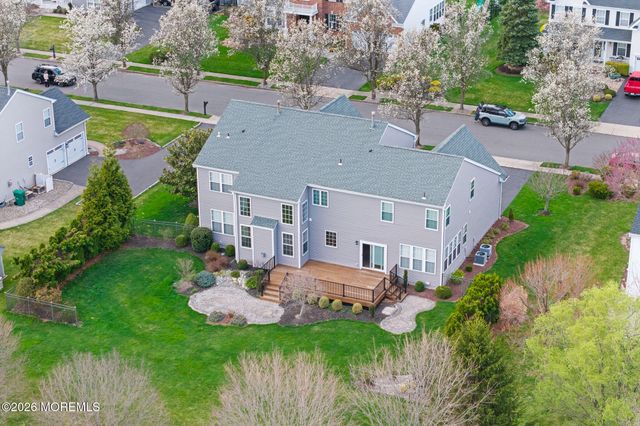 16 Heritage Drive, Allentown, NJ 08501