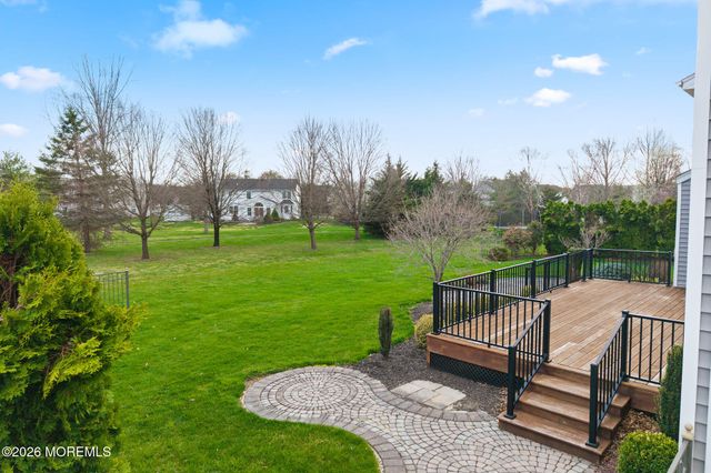 16 Heritage Drive, Allentown, NJ 08501